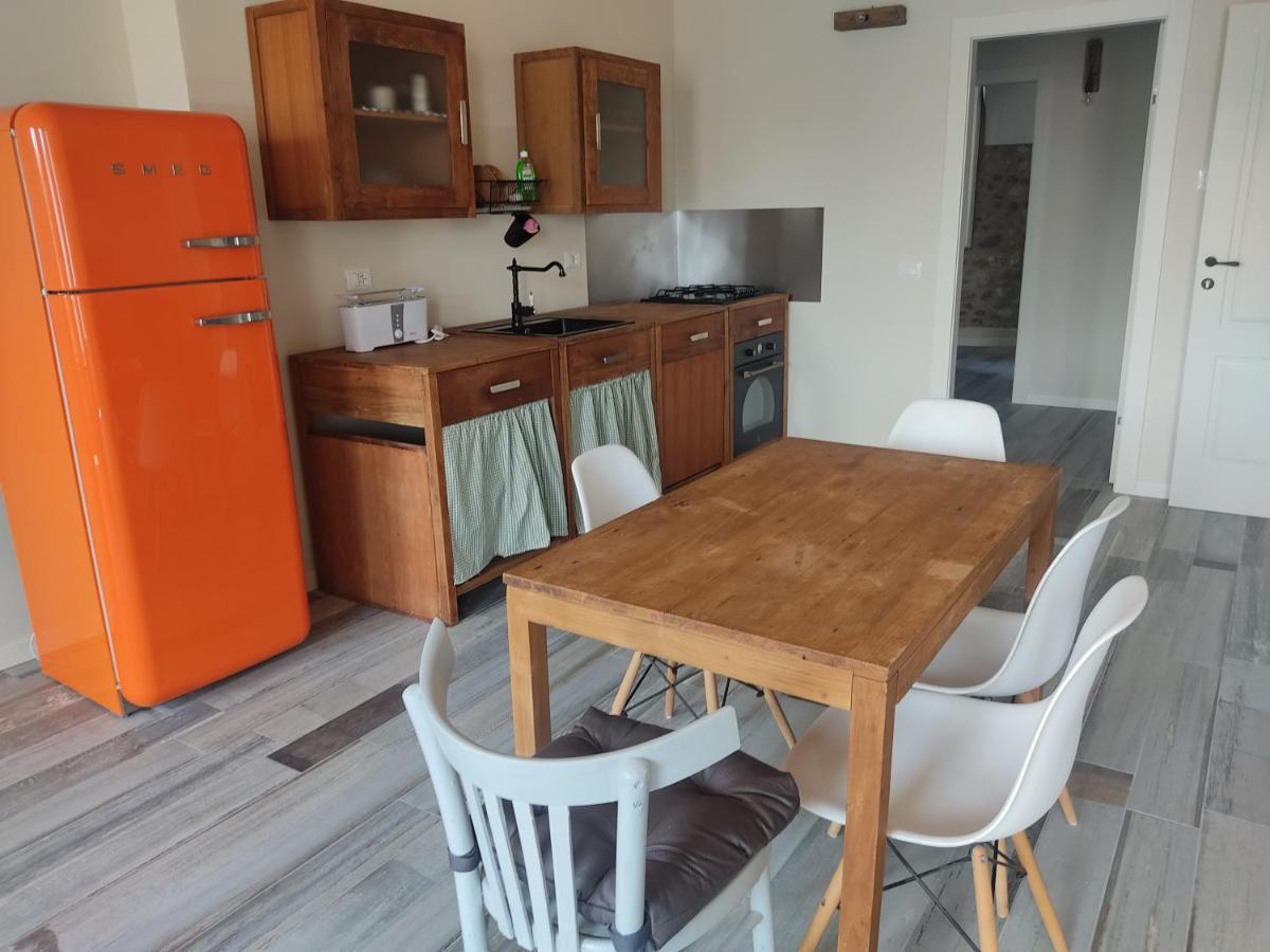 La Casa Di Paolina - Affitti Brevi Apartment เดเซนซาโนเดลการ์ดา ภายนอก รูปภาพ